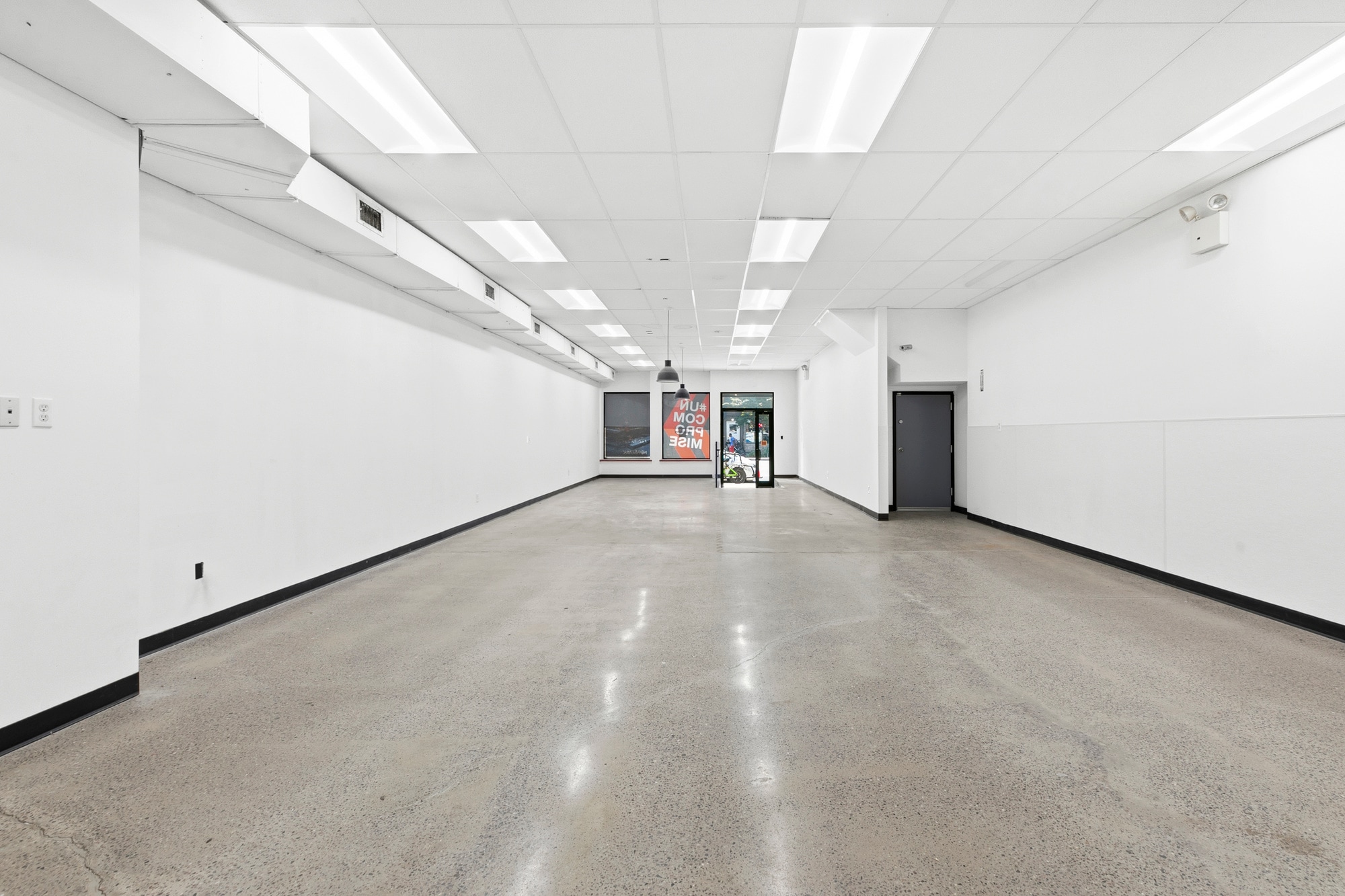 527 Ninth Ave, New York, NY for lease Interior Photo- Image 1 of 8
