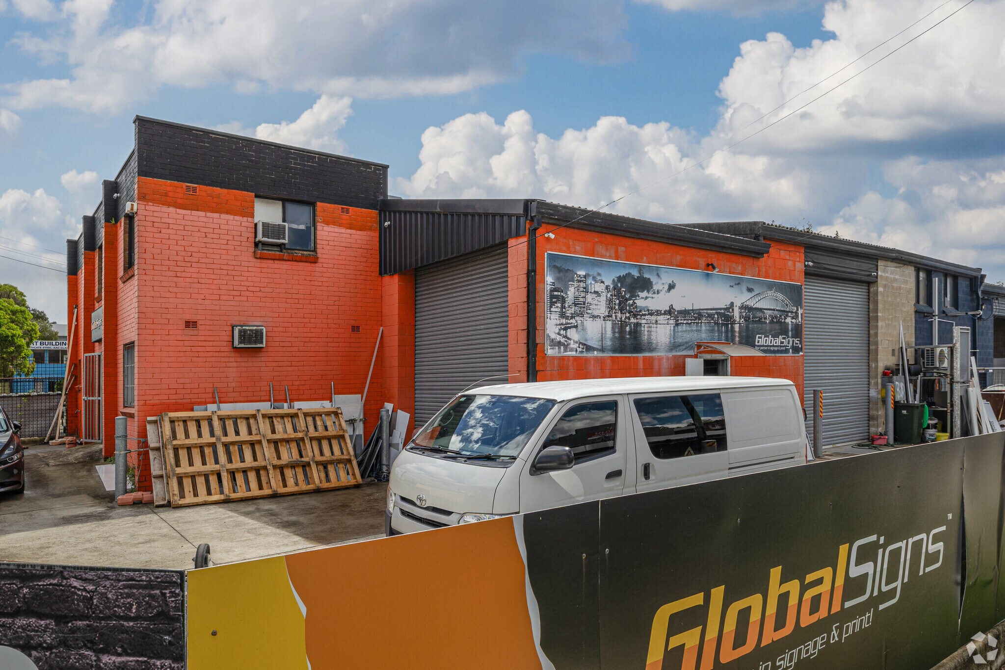 60 Victoria St, Smithfield for lease Primary Photo- Image 1 of 7