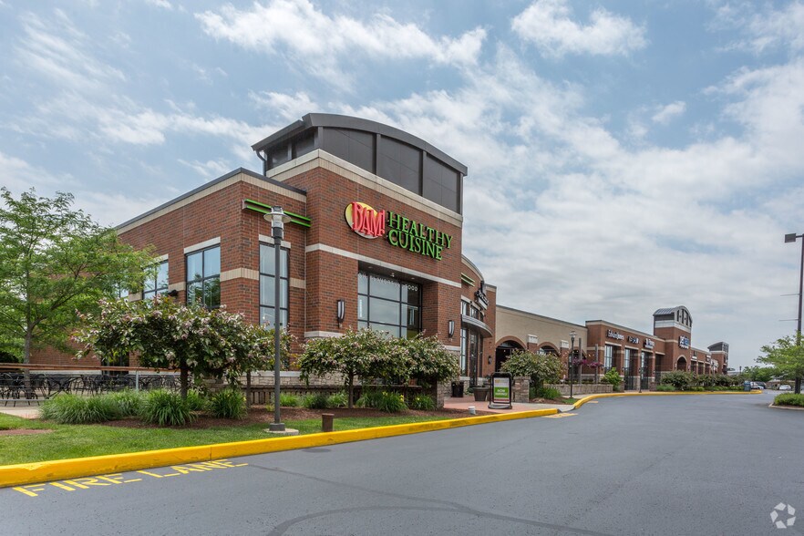 7126-7220 Fulton Dr, Canton, OH à louer - Photo principale - Image 2 de 9