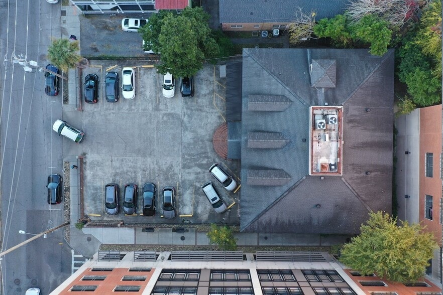 162 Ashley Ave, Charleston, SC for lease - Building Photo - Image 3 of 6