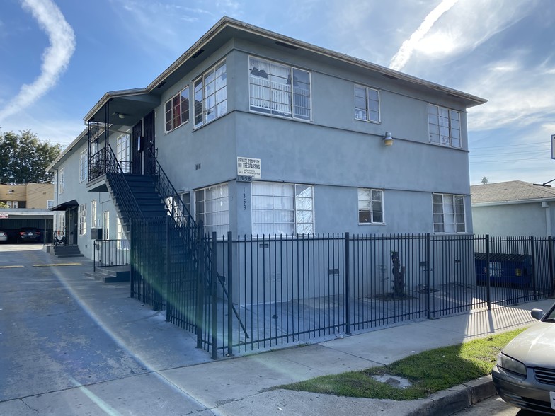 1358 S Cochran Ave, Los Angeles, CA à vendre - Photo du bâtiment - Image 1 de 1