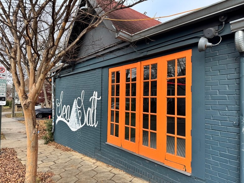 1044 Greenwood Ave, Atlanta, GA for lease - Building Photo - Image 1 of 12