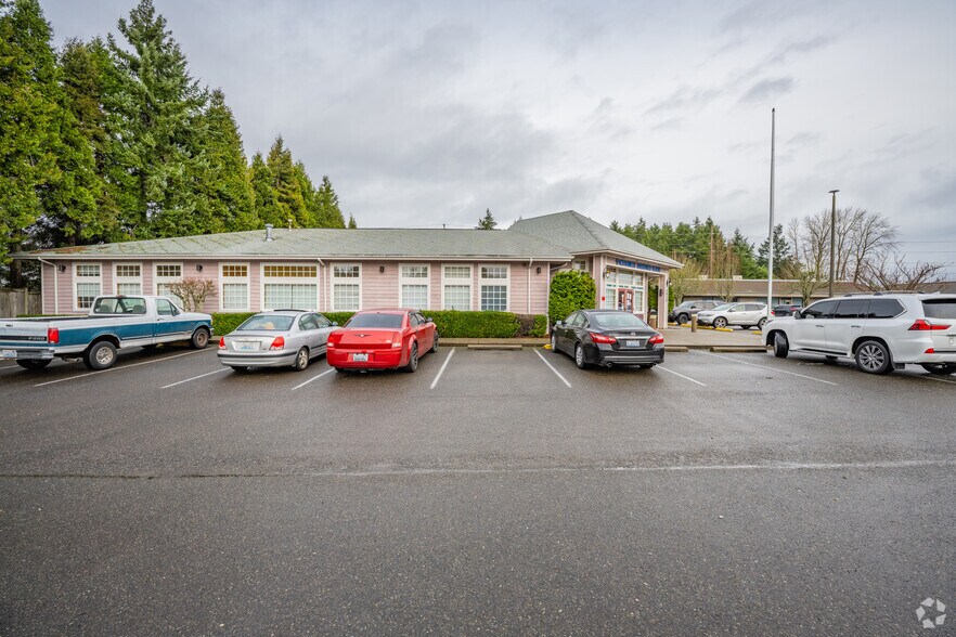 5929 Westgate Blvd, Tacoma, WA à louer - Photo du bâtiment - Image 2 de 4
