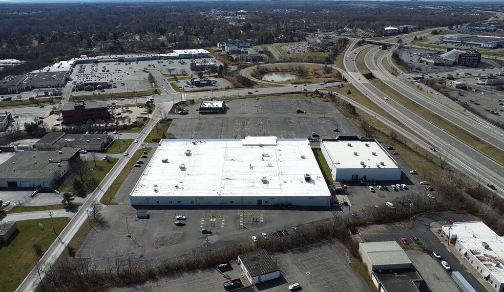 1180 Jefferson Rd Portfolio portefeuille de 2 propriétés à vendre sur LoopNet.ca - Photo du bâtiment - Image 3 de 17