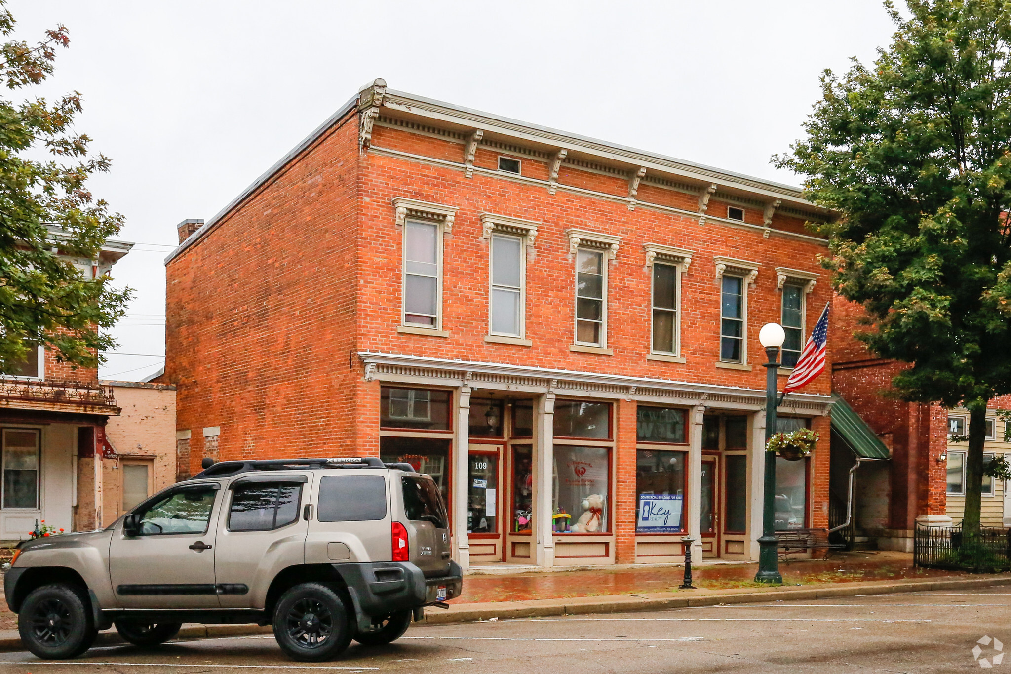 105-109 S Main St, London, OH à vendre Photo du bâtiment- Image 1 de 1