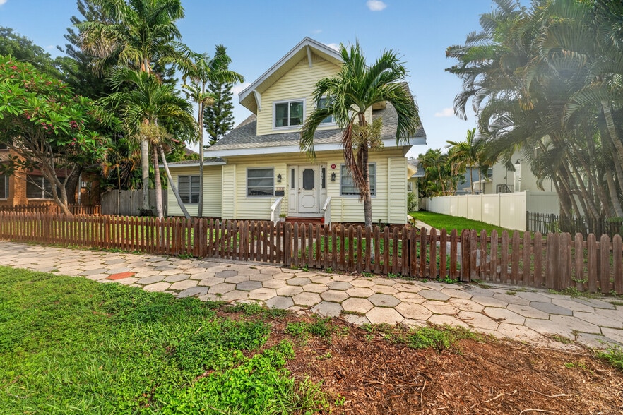 135 7th Ave NE, Saint Petersburg, FL for sale - Building Photo - Image 3 of 30
