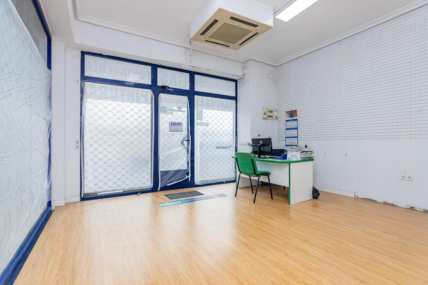 Calle de Gazaperas, 2, Fuenlabrada, Madrid for lease - Interior Photo - Image 3 of 15