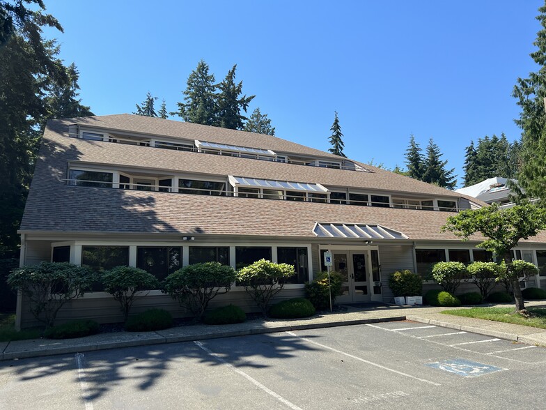 1380 112th Ave NE, Bellevue, WA for lease - Building Photo - Image 1 of 3