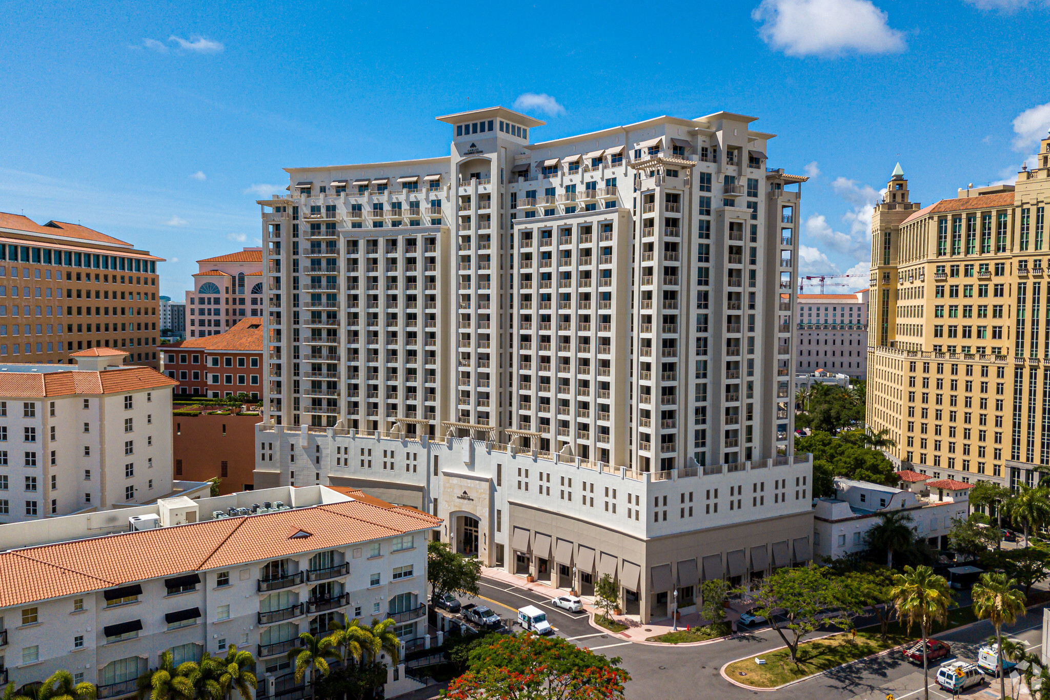 60 Minorca Ave, Coral Gables, FL à vendre Photo du bâtiment- Image 1 de 1