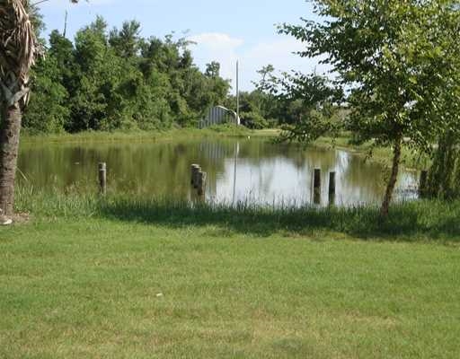 2178 Longfellow Rd, Bay Saint Louis, MS for sale - Primary Photo - Image 1 of 16