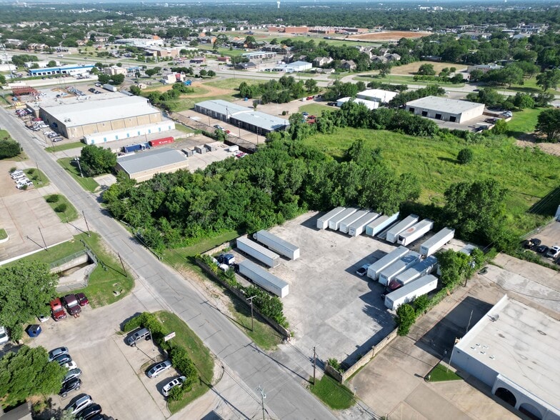 2802 S Pipeline Rd, Euless, TX for lease - Building Photo - Image 3 of 7