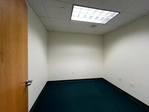 118 Portsmouth Ave, Stratham, NH for lease Interior Photo- Image 2 of 9