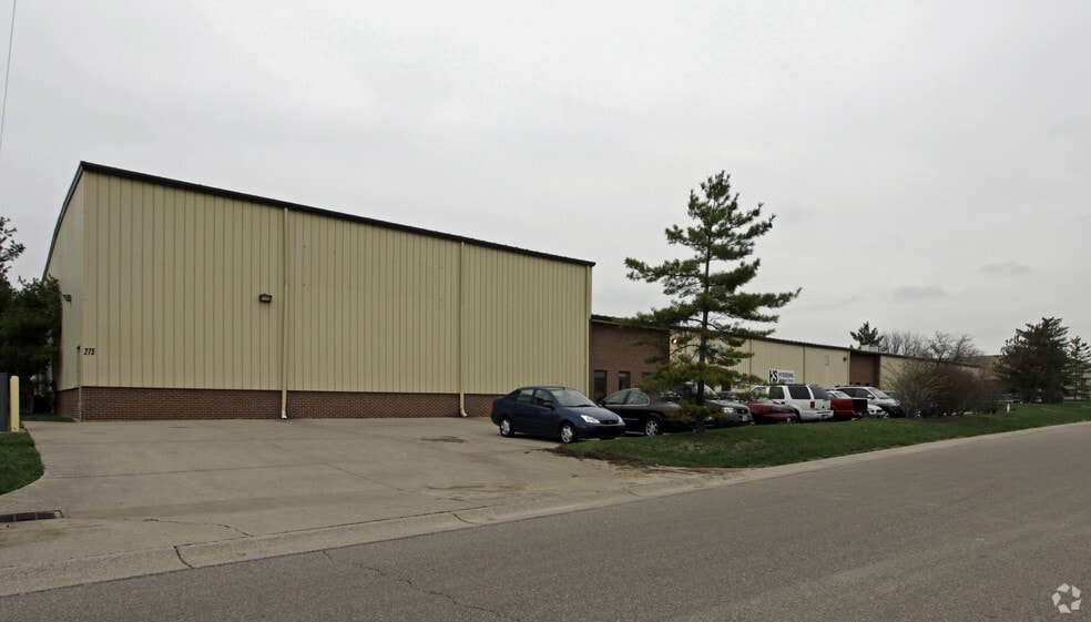 275 Northpointe Dr, Fairfield, OH for sale - Building Photo - Image 3 of 4