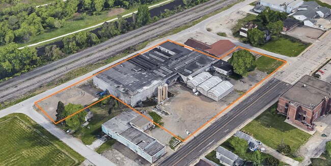 More details for 939 W Wooster Rd, Barberton, OH - Retail for Sale