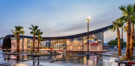 1122 S Maryland Pky, Las Vegas, NV for lease Interior Photo- Image 2 of 5