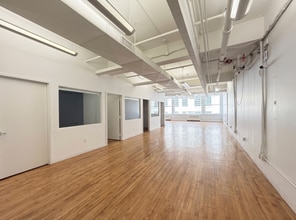 8 W 38th St, New York, NY for lease Interior Photo- Image 2 of 6