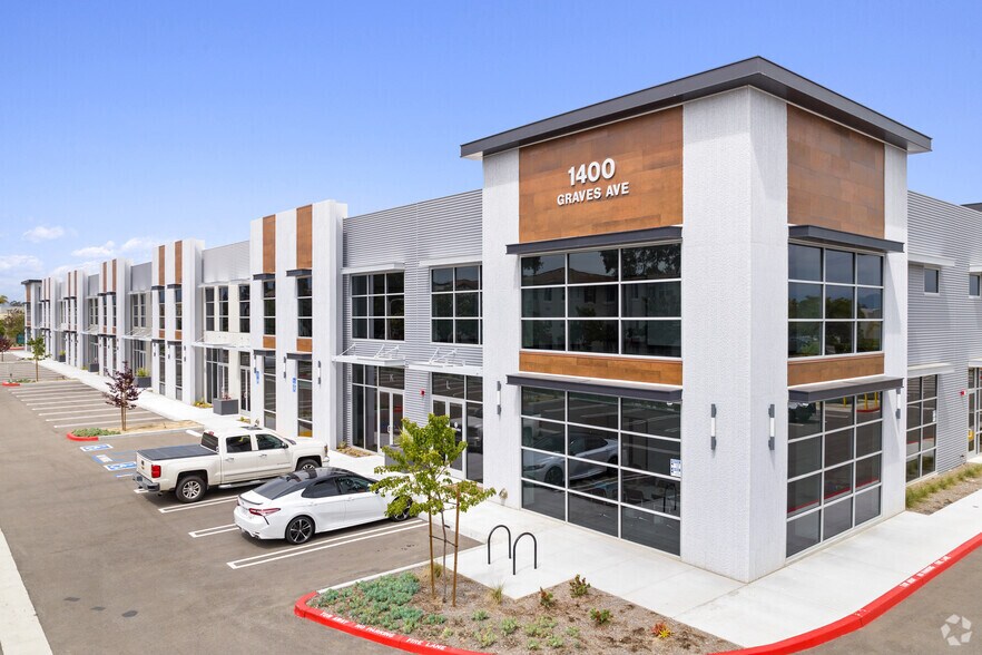 1400 Graves Ave, Oxnard, CA à louer - Photo principale - Image 1 de 52