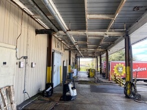 1969 W 9th St, Riviera Beach, FL for lease Building Photo- Image 1 of 9