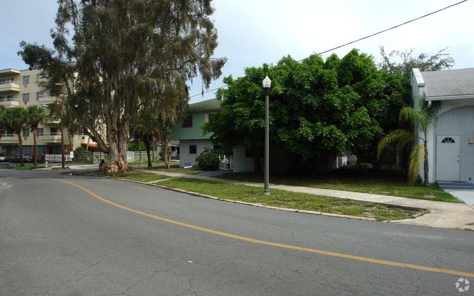 445 7th Ave N, Saint Petersburg, FL for sale - Building Photo - Image 2 of 2