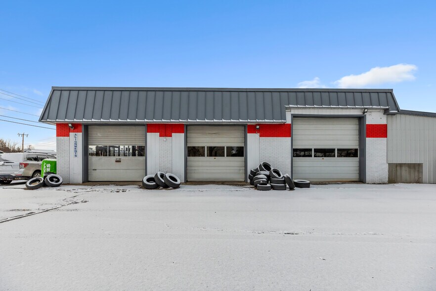 444 Russell St, Hadley, MA à louer - Photo du bâtiment - Image 3 de 16