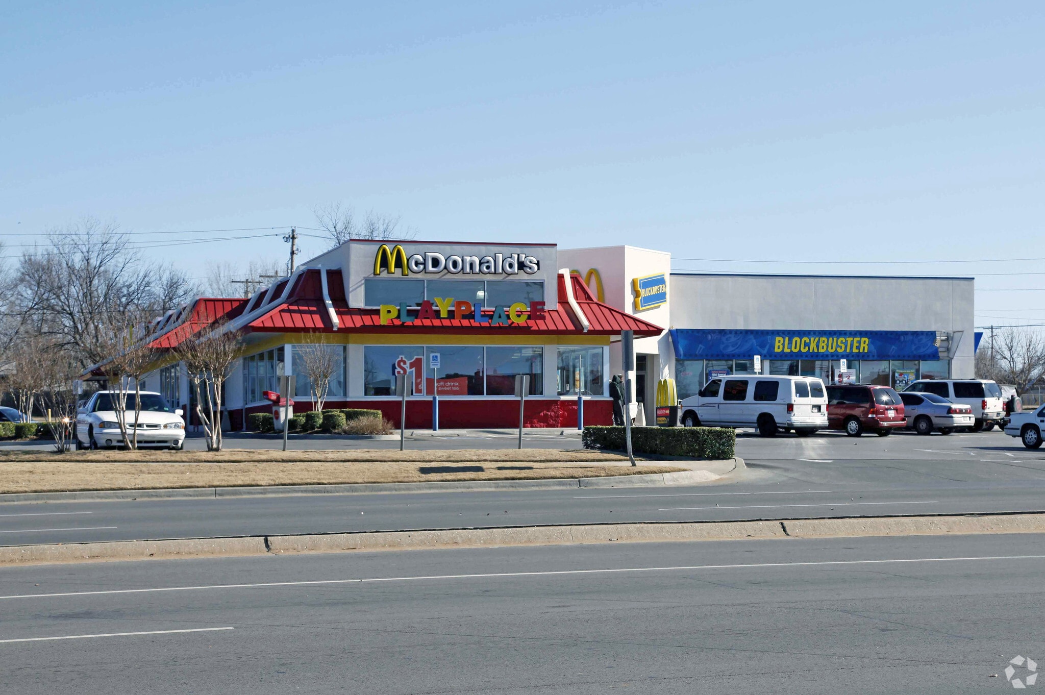 4418 S Shields Blvd, Oklahoma City, OK for lease Primary Photo- Image 1 of 4