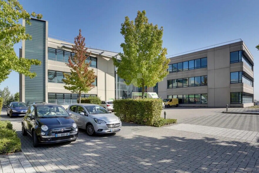 Bureau dans Wissous à louer - Photo du bâtiment - Image 3 de 19