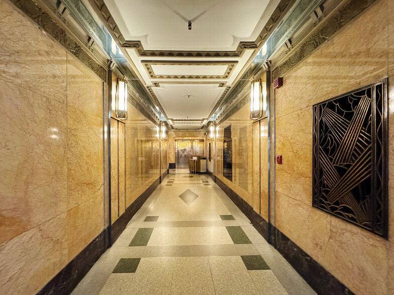 152-156 Madison Ave, New York, NY for lease - Lobby - Image 3 of 6