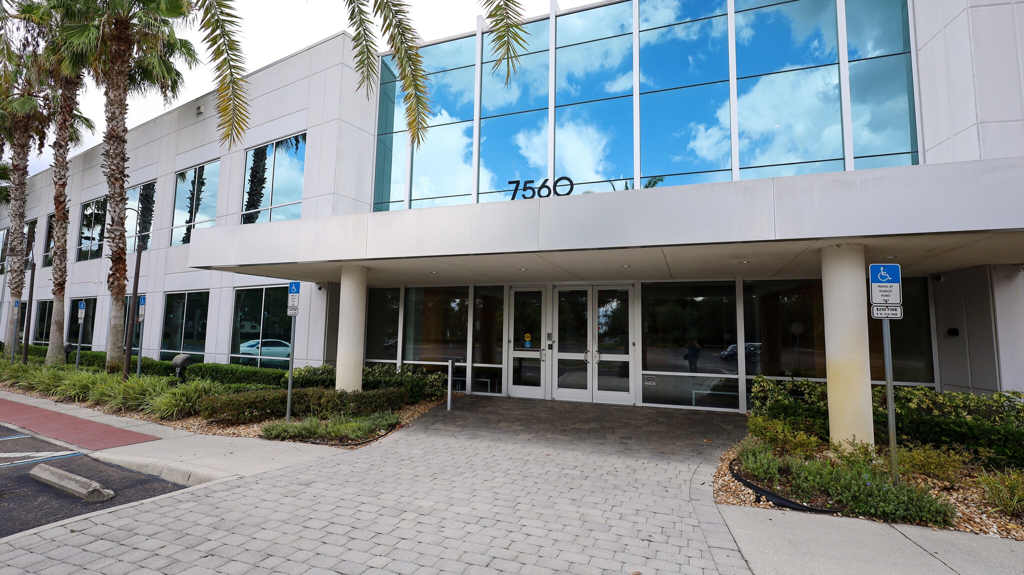 7560 Red Bug Lake Rd, Oviedo, FL for lease Building Photo- Image 1 of 23