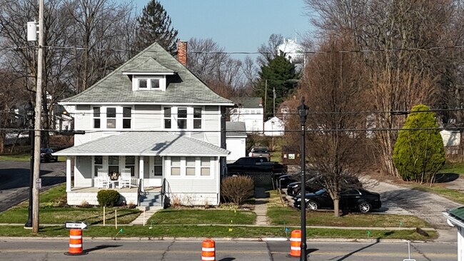 Plus de détails pour 5753 Main St, Sylvania, OH - Multi-résidentiel à vendre