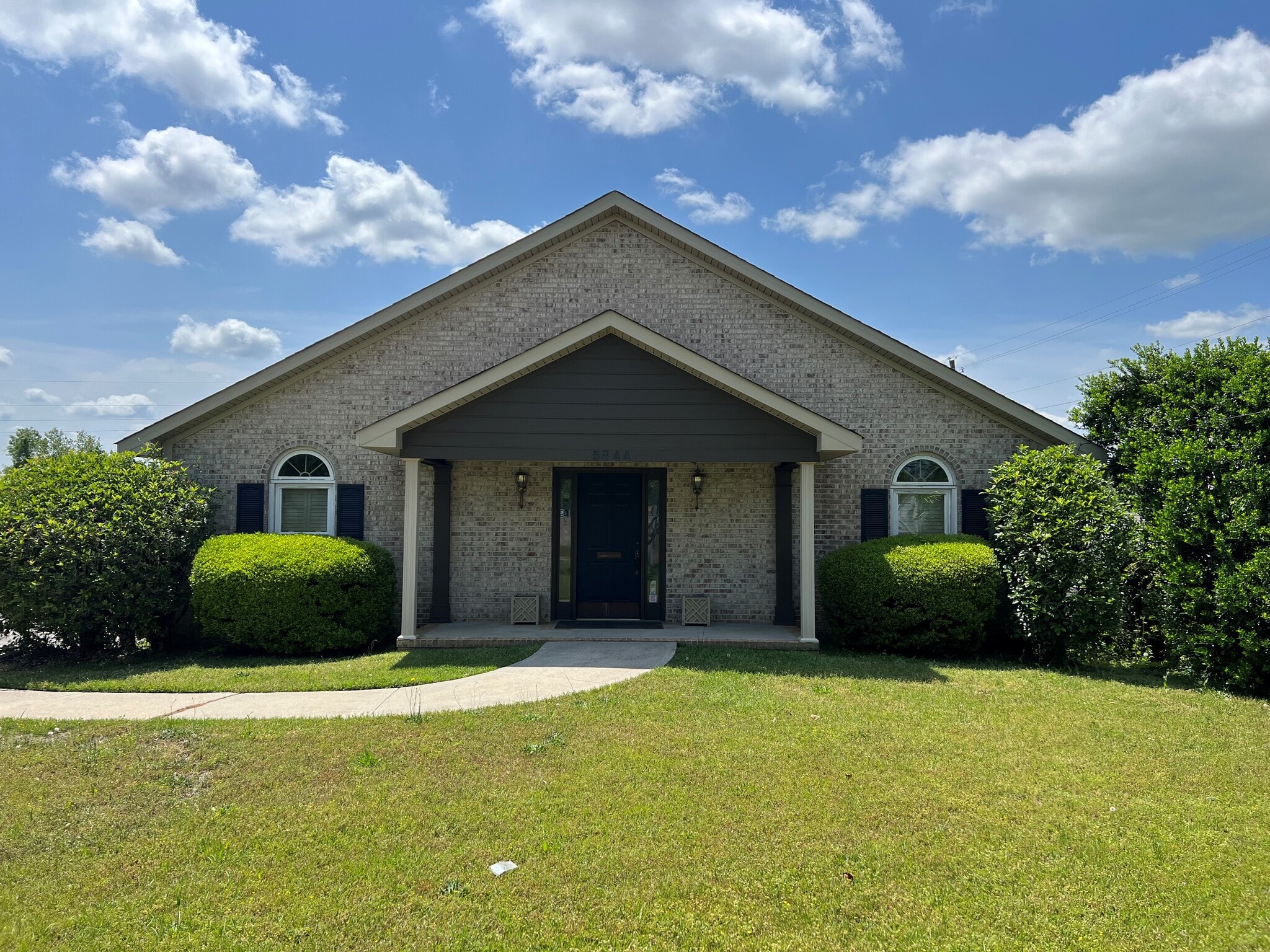 5844 Columbus Rd, Macon-Bibb, GA à louer Photo principale- Image 1 de 11