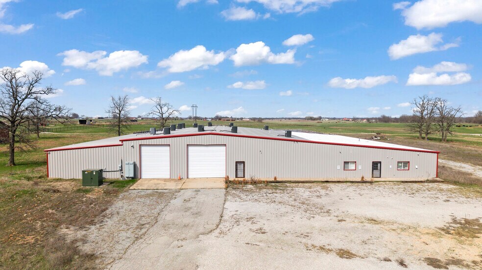 57530 E Highway 59, Fairland, OK à vendre - Photo du bâtiment - Image 1 de 48