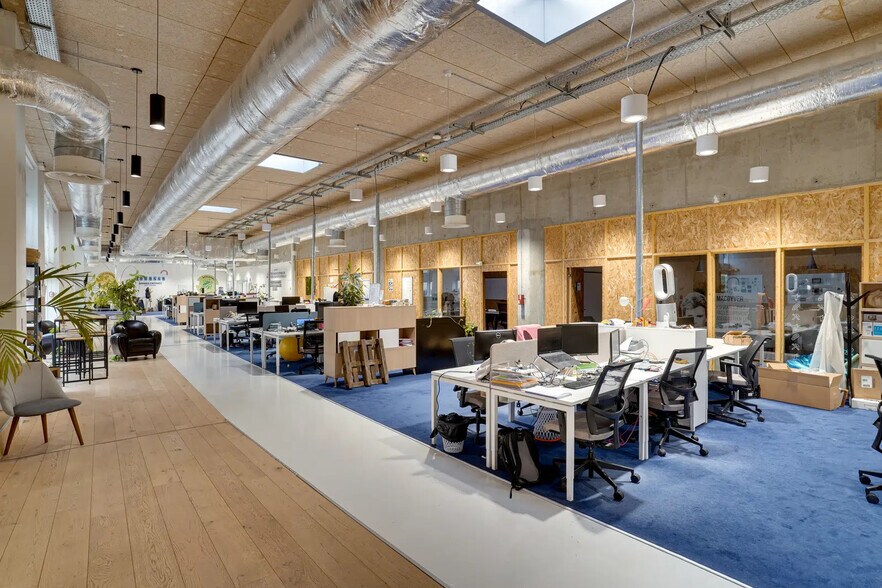 Office in Paris for sale - Building Photo - Image 3 of 8