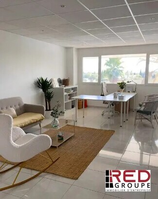 Plus de détails pour Bureau à louer