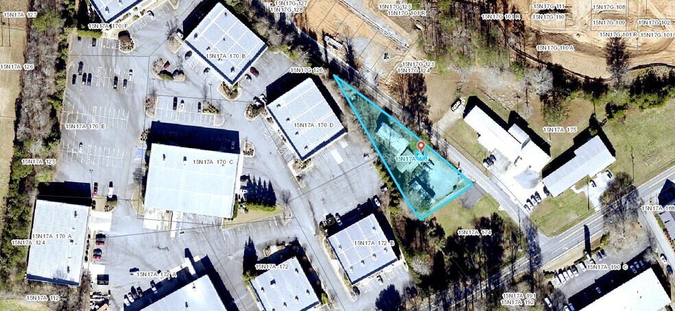 770 Dobbs Rd, Woodstock, GA à vendre - Photo du bâtiment - Image 2 de 10