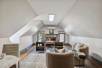 143 5th Ave S, Franklin, TN for lease Interior Photo- Image 2 of 6