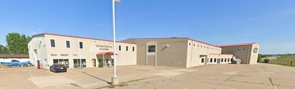 1920 1st Ave E, Milan, IL à vendre - Photo du bâtiment - Image 2 de 4