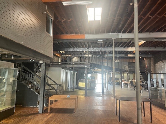 3 Newbridge Rd, Hicksville, NY for lease - Building Photo - Image 2 of 3