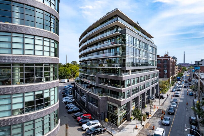 Plus de détails pour 321 Carlaw Ave, Toronto, ON - Multi-résidentiel à vendre