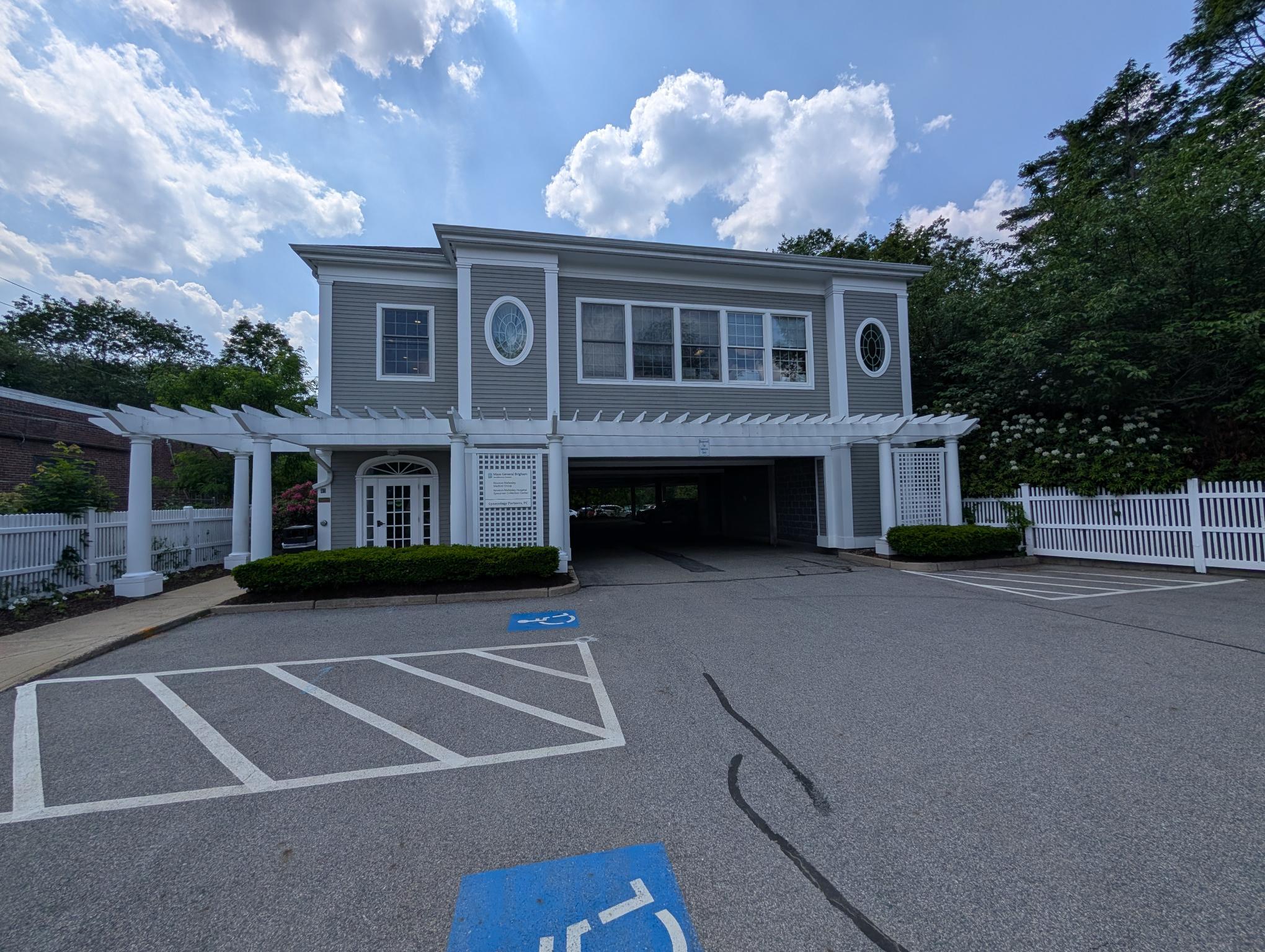 45 Colpitts Rd, Weston, MA for lease Building Photo- Image 1 of 3
