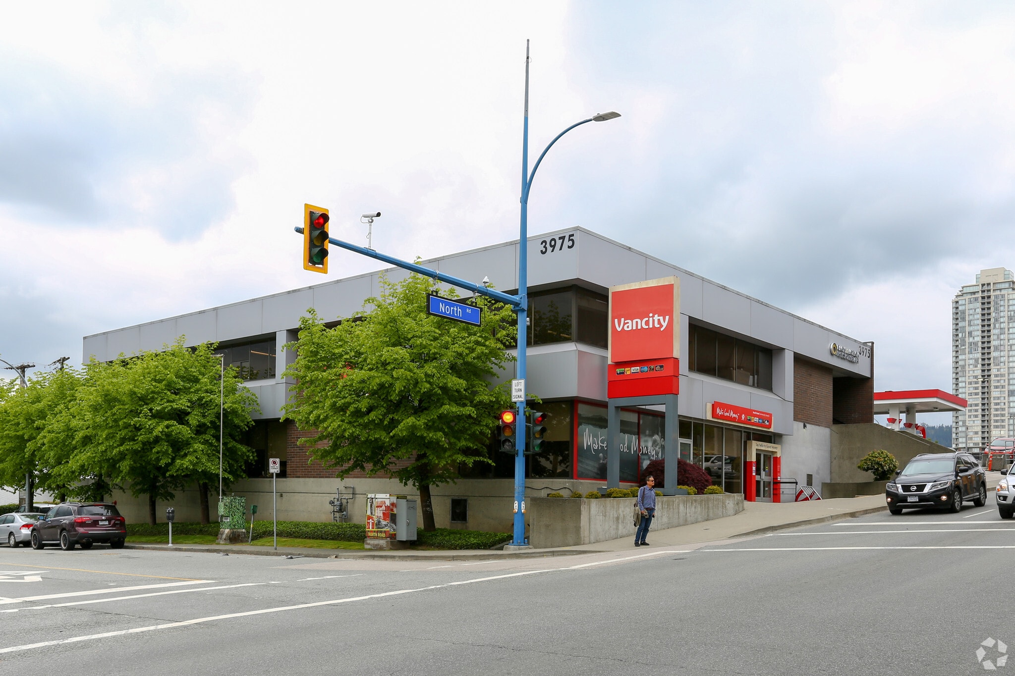 3975 North Rd, Burnaby, BC for lease Primary Photo- Image 1 of 3