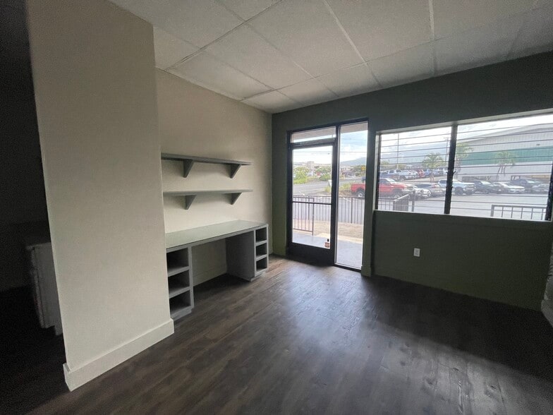 74-5035 Queen Kaahumanu Hwy, Kailua Kona, HI for lease - Interior Photo - Image 3 of 10