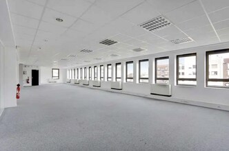 37 Rue De Neuilly, Clichy for lease Building Photo- Image 1 of 8