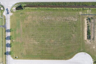 2019 Clearwater Cir, Bowling Green, OH - AERIAL  map view - Image1