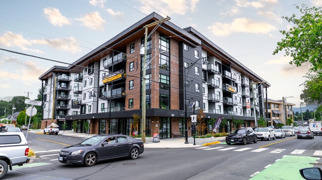 Plus de détails pour 107 Evans St, Duncan, BC - Multi-résidentiel à vendre