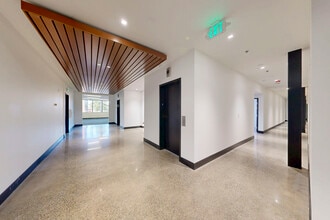 676 Woodland Square Loop SE, Lacey, WA for lease Interior Photo- Image 2 of 20