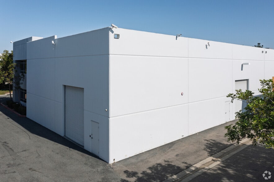 200 Goddard, Irvine, CA for sale - Building Photo - Image 3 of 7