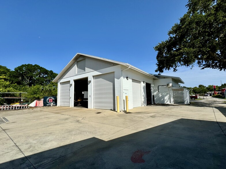 517 Mason Ave, Daytona Beach, FL for sale - Building Photo - Image 3 of 28