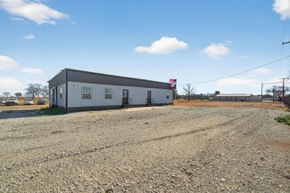 Plus de détails pour 3215 Zanderson Ave, Jourdanton, TX - Bureau à louer