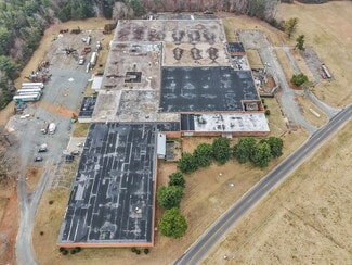 Plus de détails pour 1000 E Butler Ave, Liberty, NC - Industriel à vendre