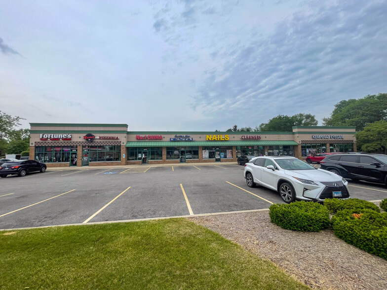 1275 W Spring St, South Elgin, IL for lease - Building Photo - Image 2 of 2